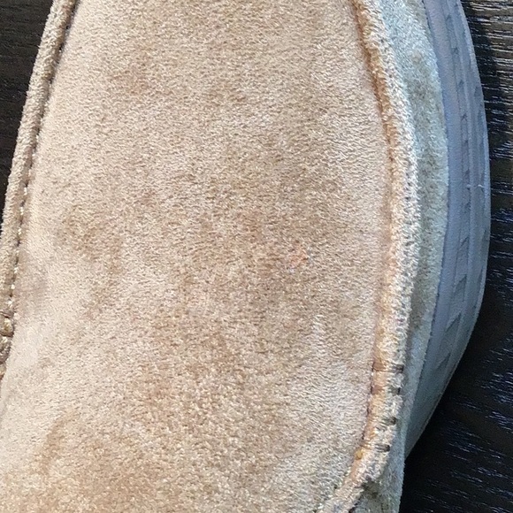 EUC Men’s 8 Skechers Relaxed Fit Luxe Foam Suede Slippers - Picture 5 of 5